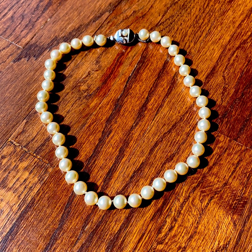 Faux pearl necklace
